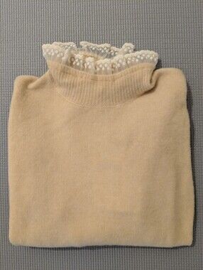 NWT Zara Cream knit with lace trim.